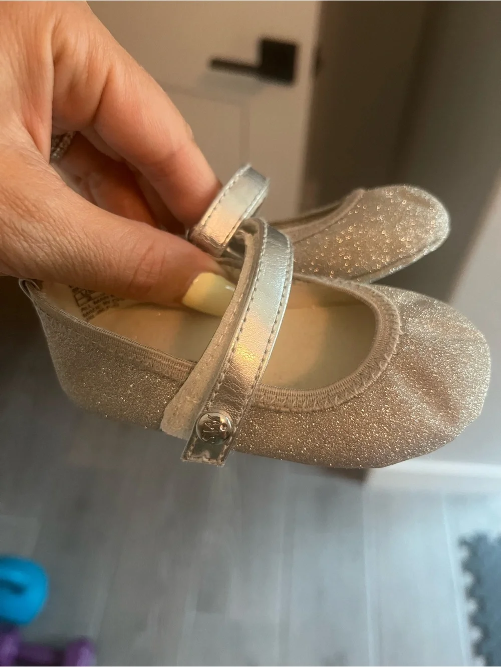 Stuart Weitzman Kids' Silver Glitter Mary Jane Shoes